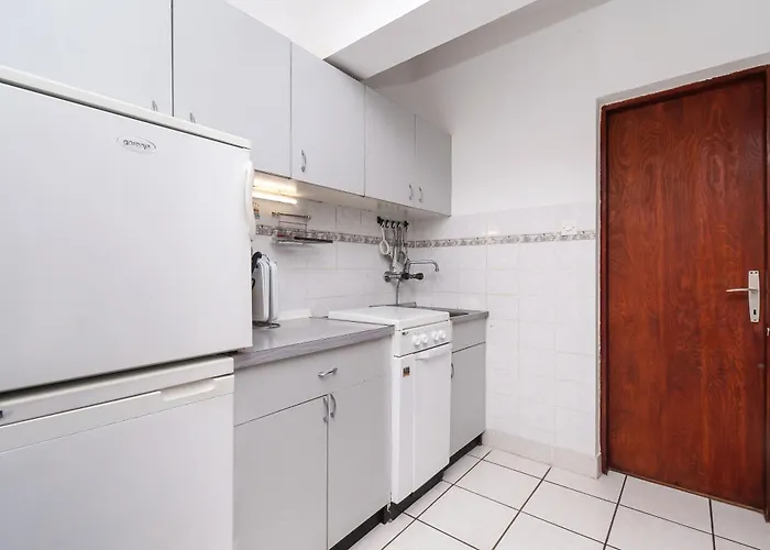 Appartement Stefani Vir