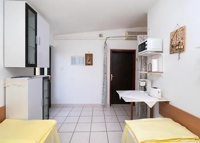 Stefani Appartement Vir